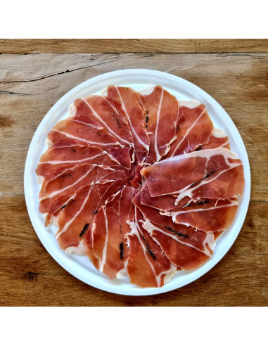 assiette de jambon sec à la truffe en prêt-à-servir